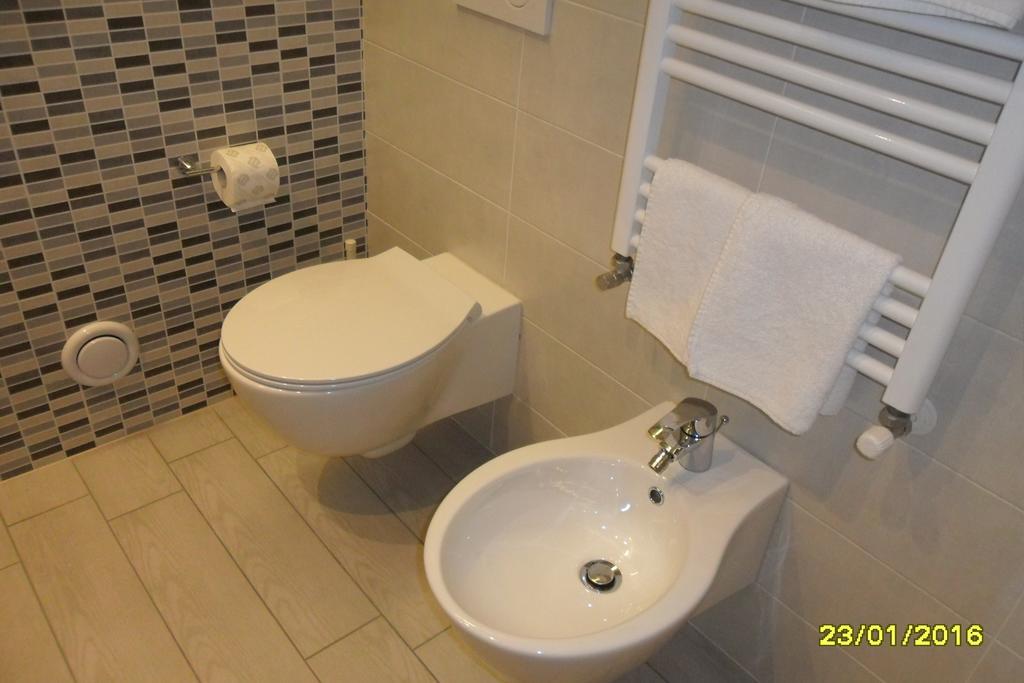 فندق Location Lory بوستو أرسيزيو المظهر الخارجي الصورة