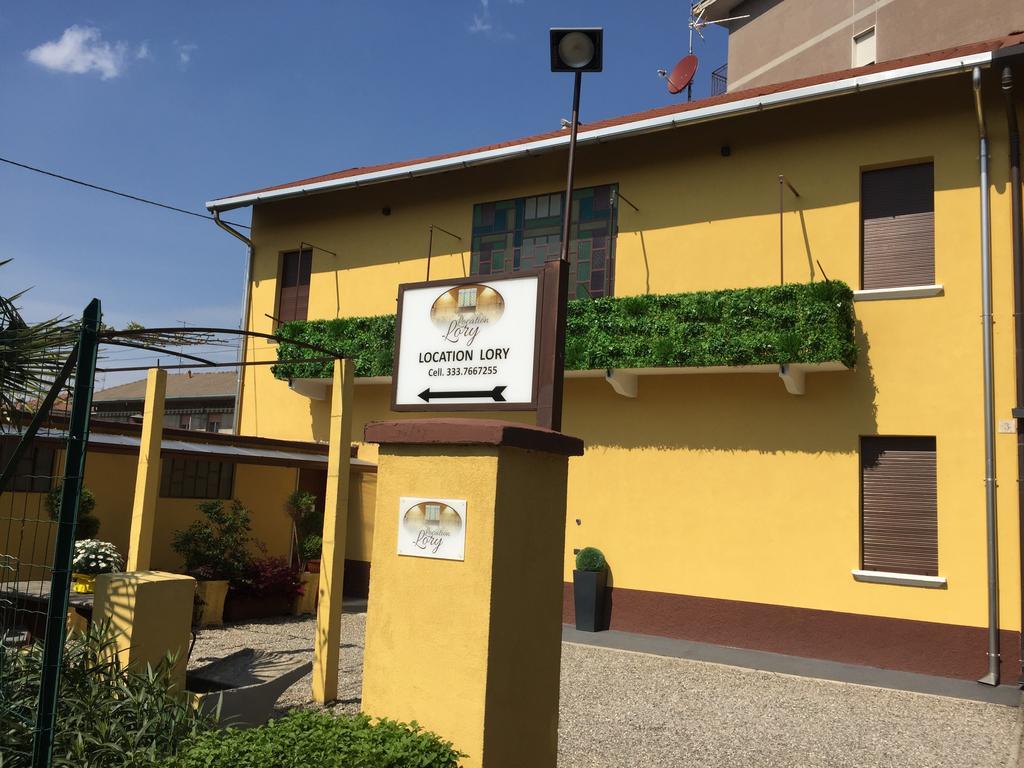 فندق Location Lory بوستو أرسيزيو المظهر الخارجي الصورة